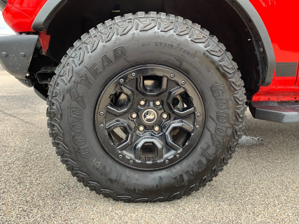 Used 2021 Ford Bronco Wildtrak AWD/4WD image 32
