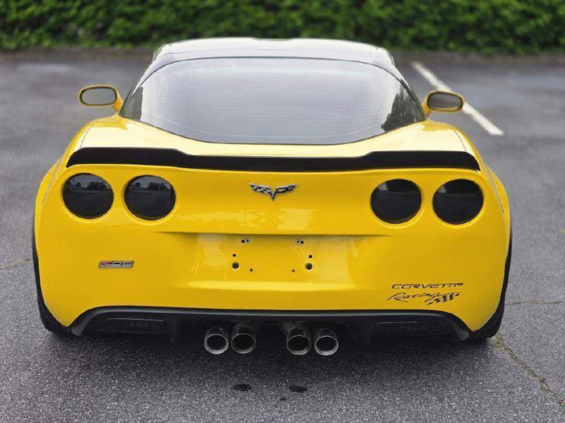Used 2006 Chevrolet Corvette Z06 w/ Preferred Equipment Group RWD image 12