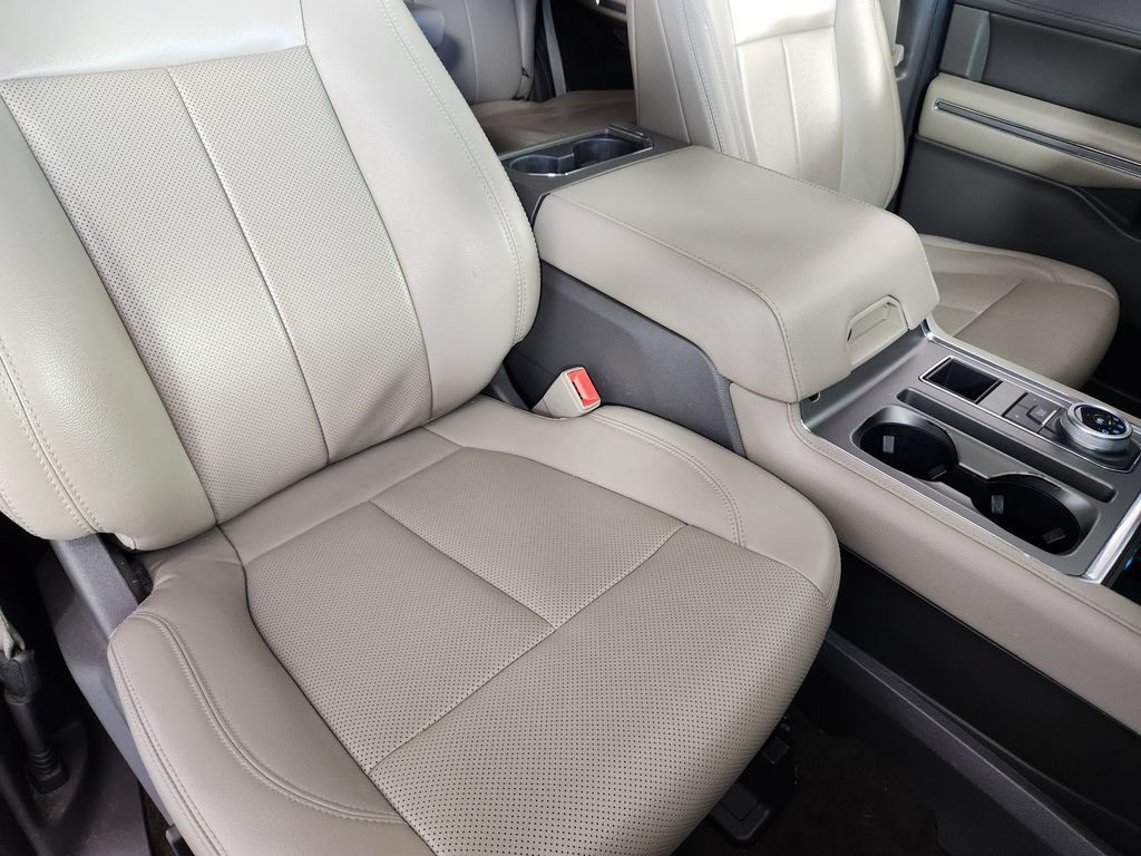 Used 2021 Ford Expedition XLT RWD image 11