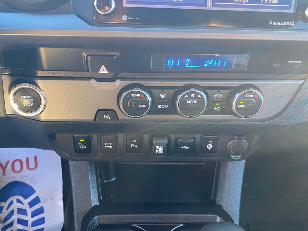 Used 2022 Toyota Tacoma TRD Off-Road image 23