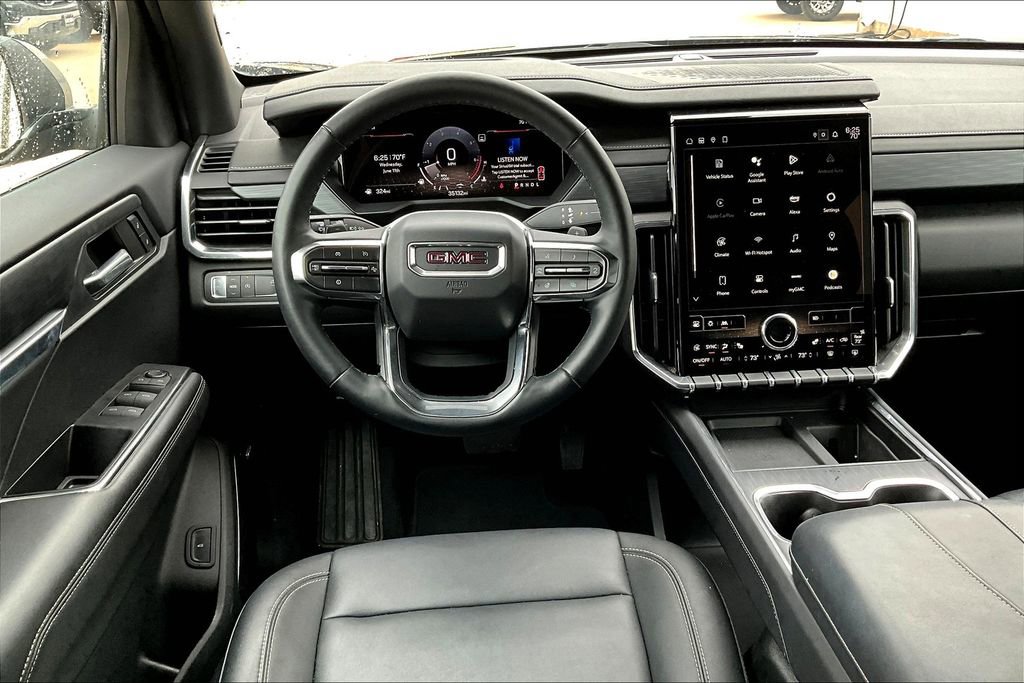 Used 2024 GMC Acadia Elevation image 7