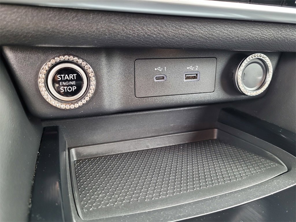 Used 2021 Nissan Rogue SL w/ Premium Package image 19