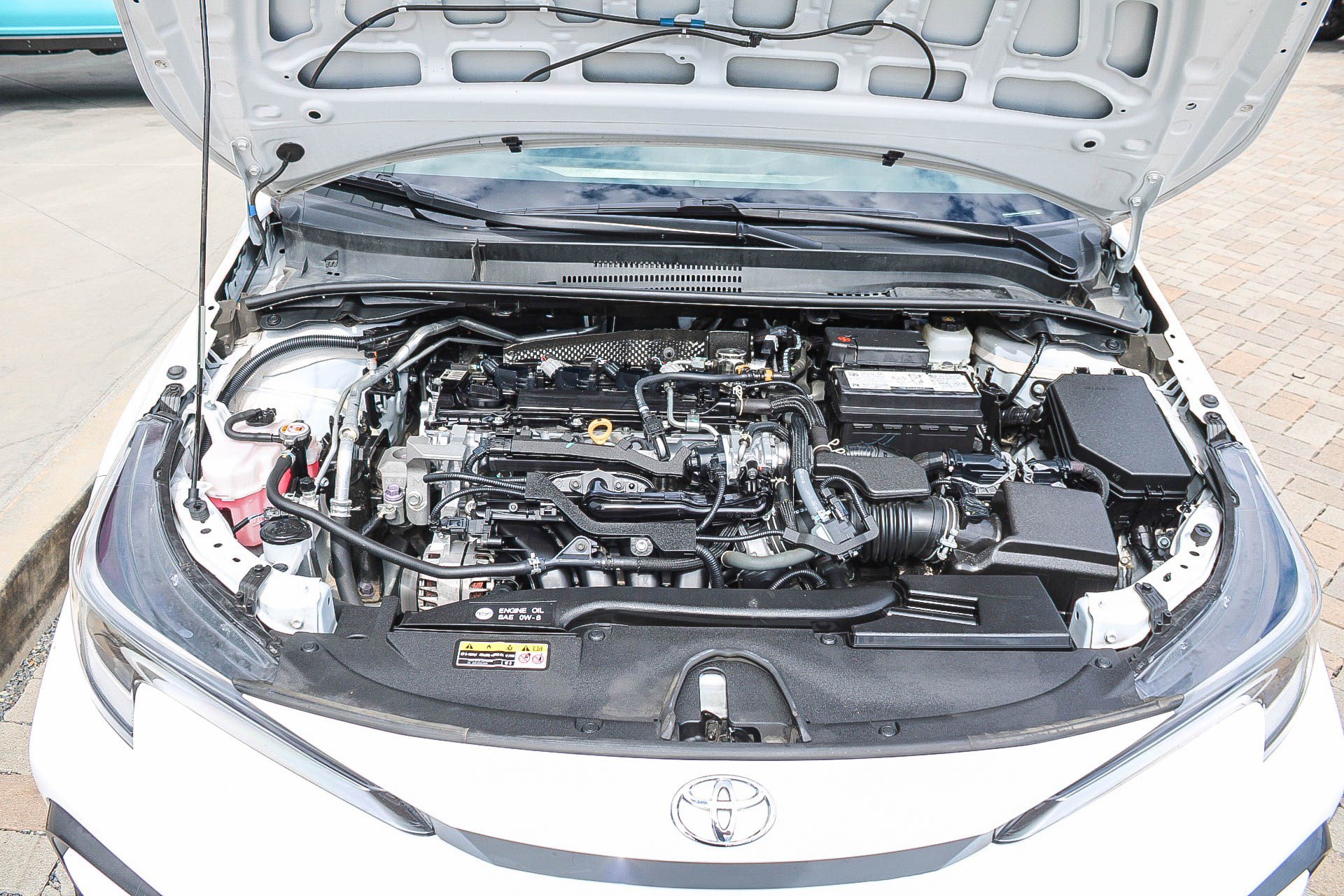Certified 2025 Toyota Corolla SE w/ SE Premium Package FWD image 28