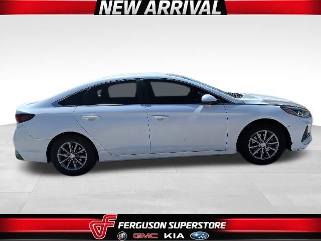 Used 2019 Hyundai Sonata SE image 1