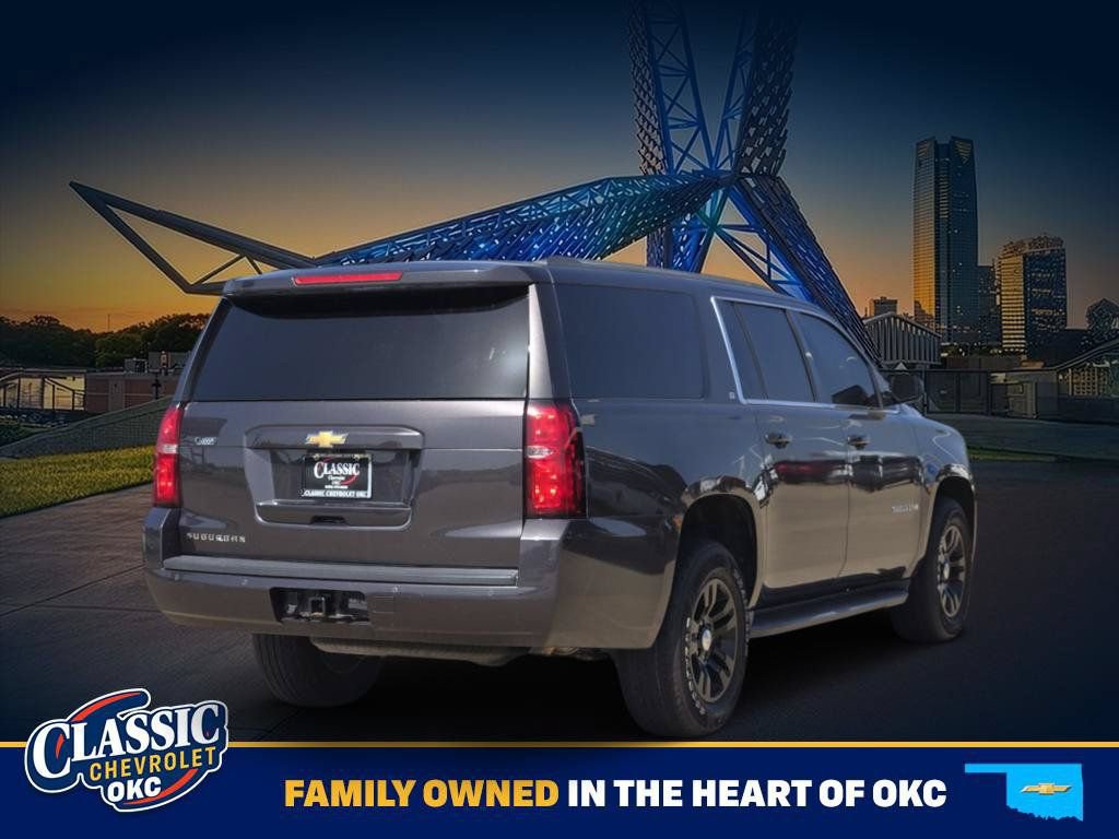 Used 2018 Chevrolet Suburban LT RWD image 7