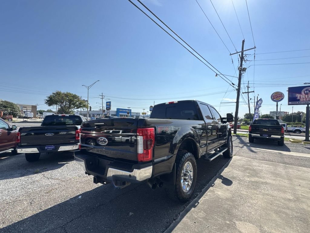 Used 2017 Ford F350 Lariat w/ Lariat Ultimate Package AWD/4WD image 8