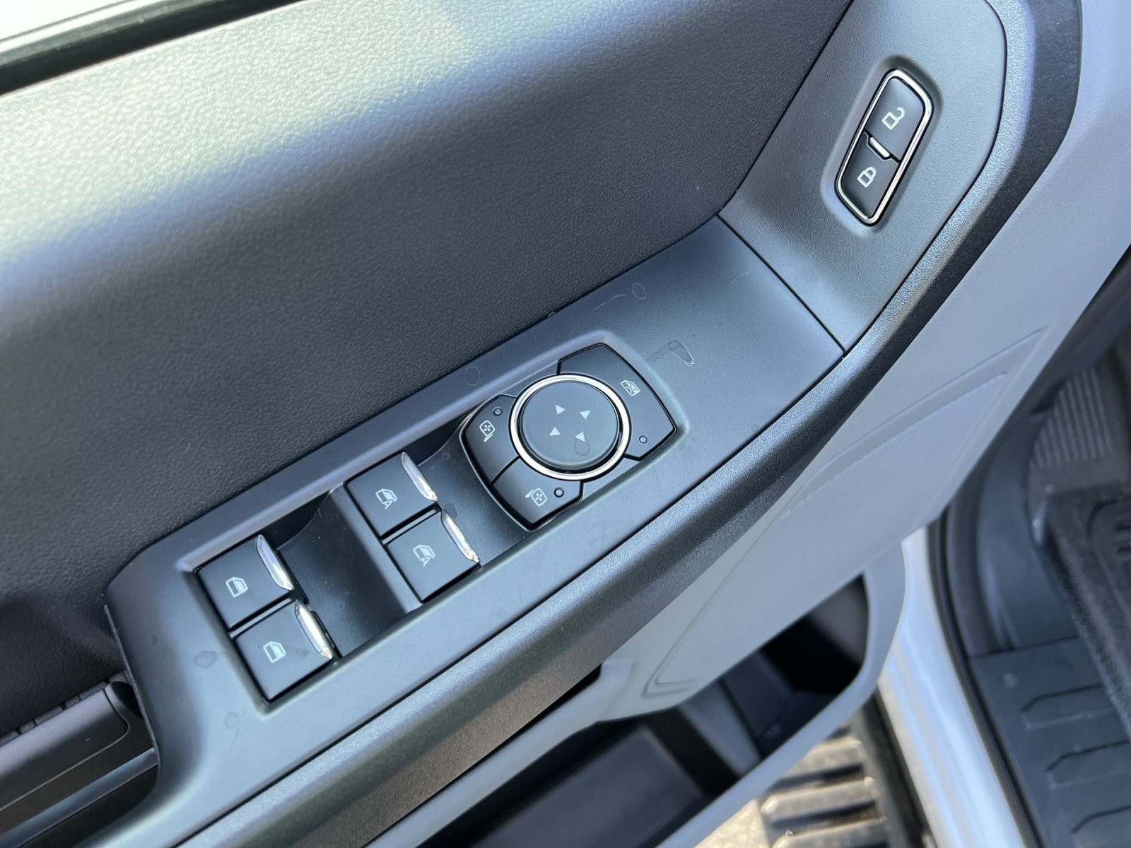 New 2026 Ford F350 XL AWD/4WD image 15