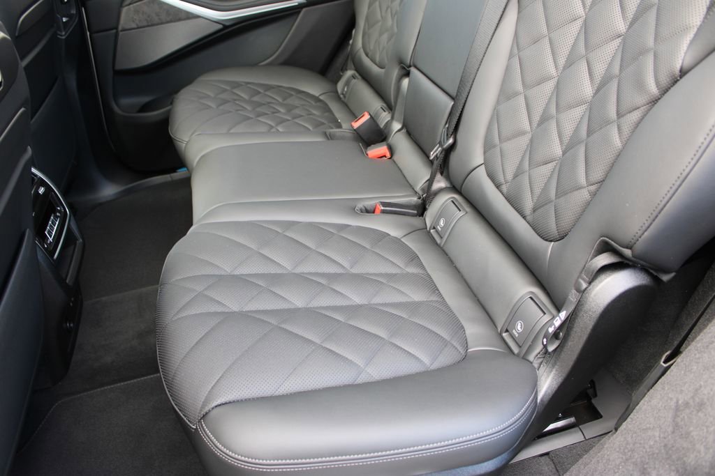New 2026 BMW X7 xDrive40i image 22