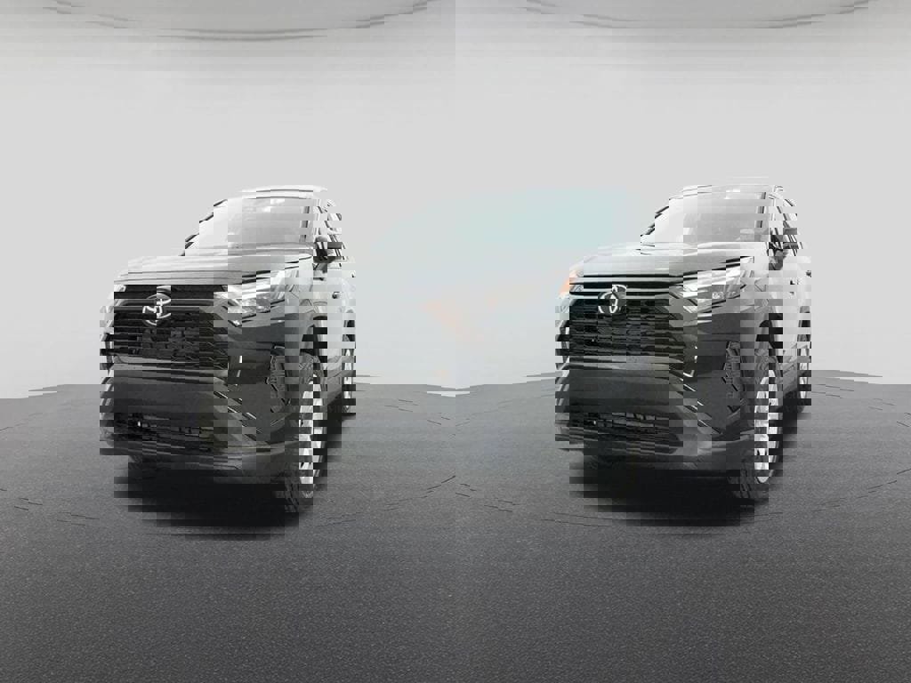 New 2025 Toyota RAV4 LE image 32