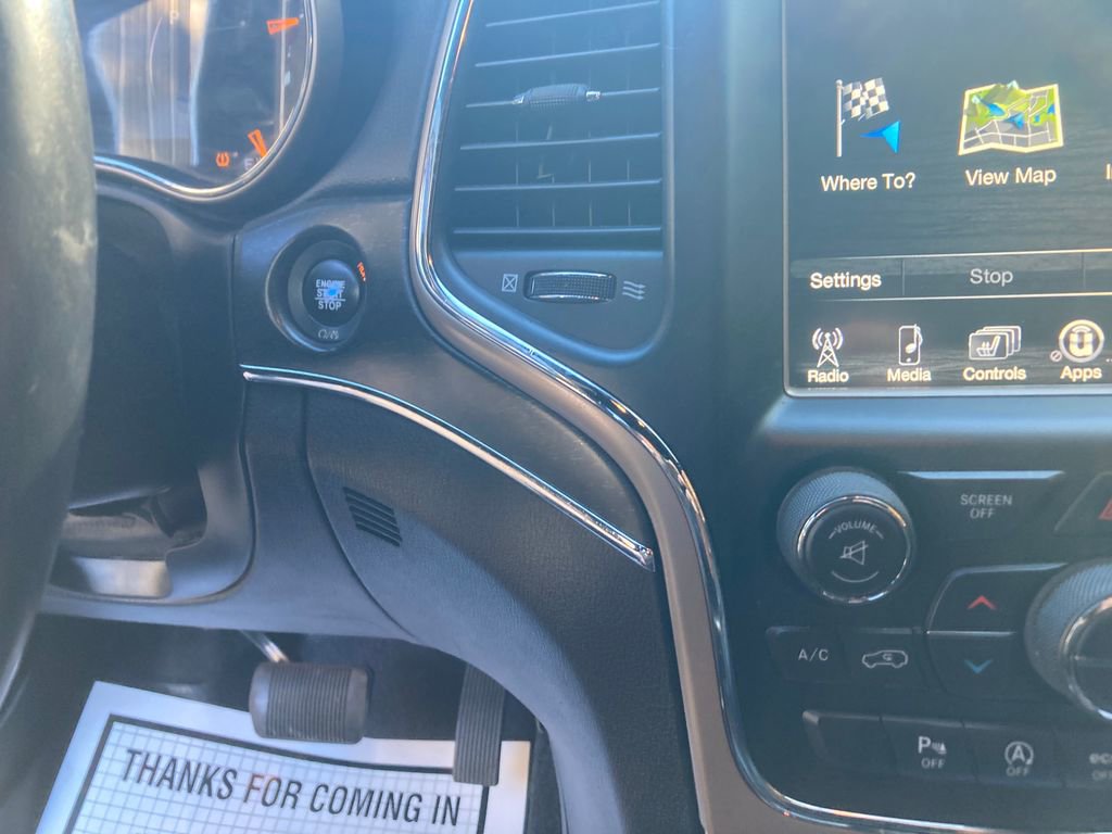 Used 2017 Jeep Grand Cherokee Limited image 21