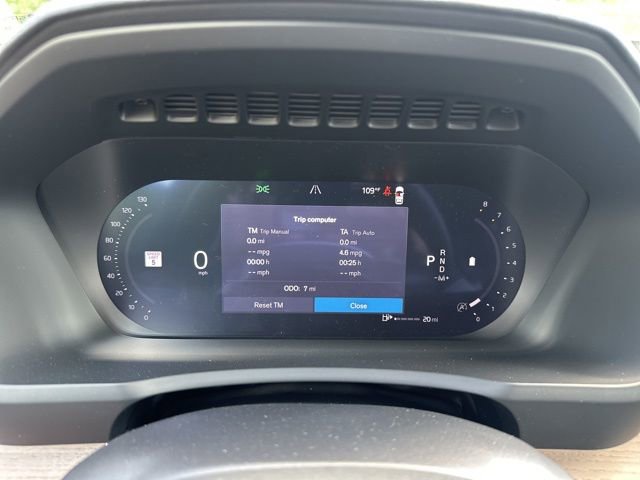 New 2026 Volvo XC90 B6 Plus w/ Protection Package Premier image 16
