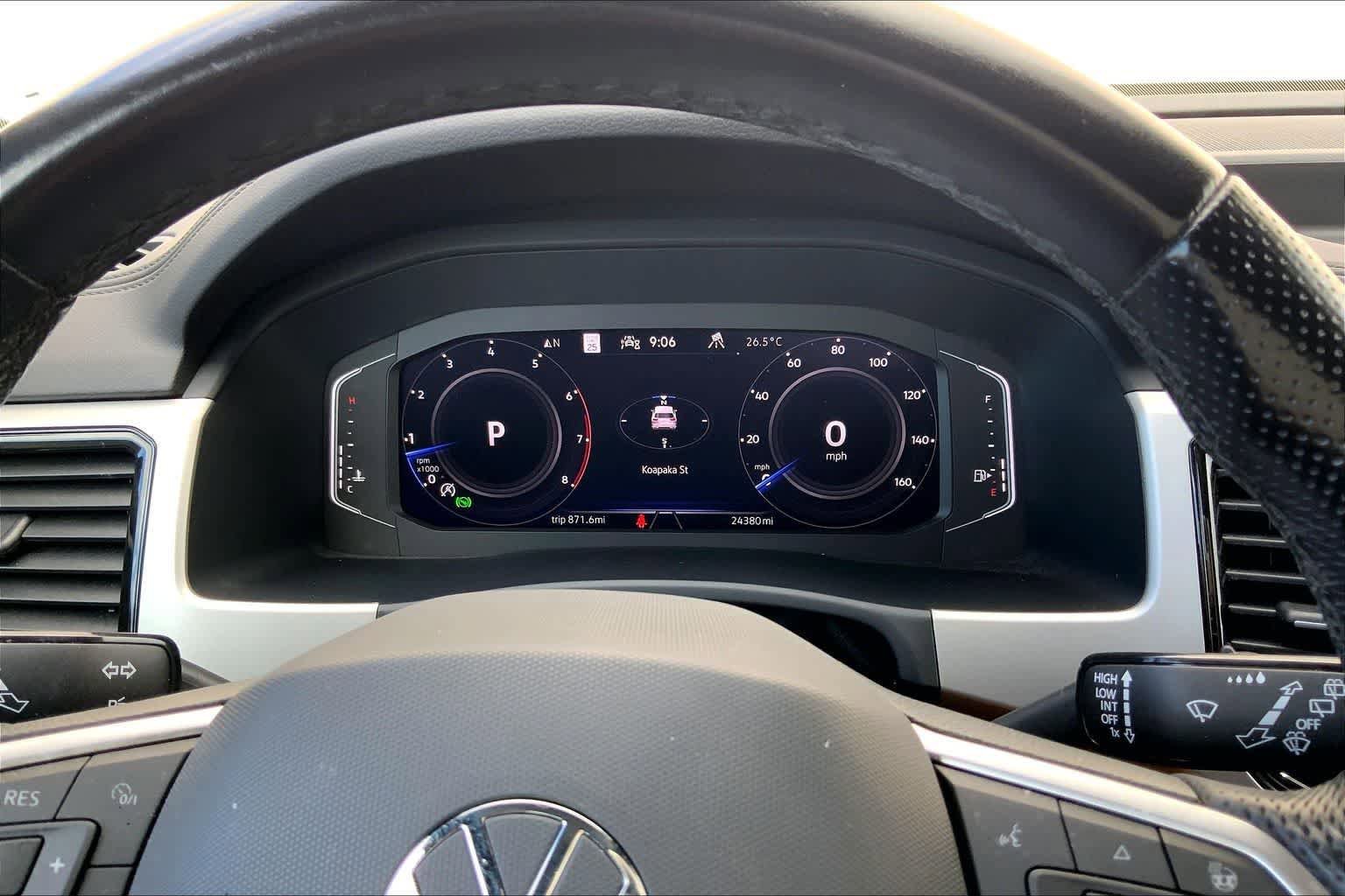 Used 2022 Volkswagen Atlas Cross Sport SEL Premium R-Line AWD/4WD image 17