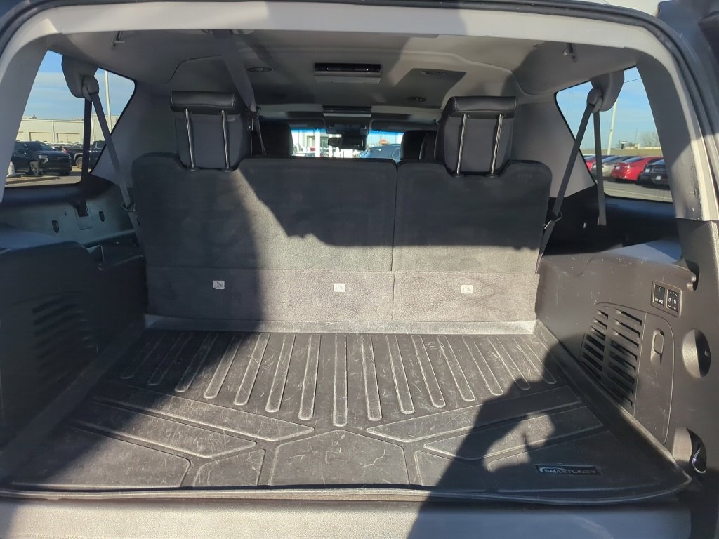 Used 2017 Chevrolet Suburban Premier image 44