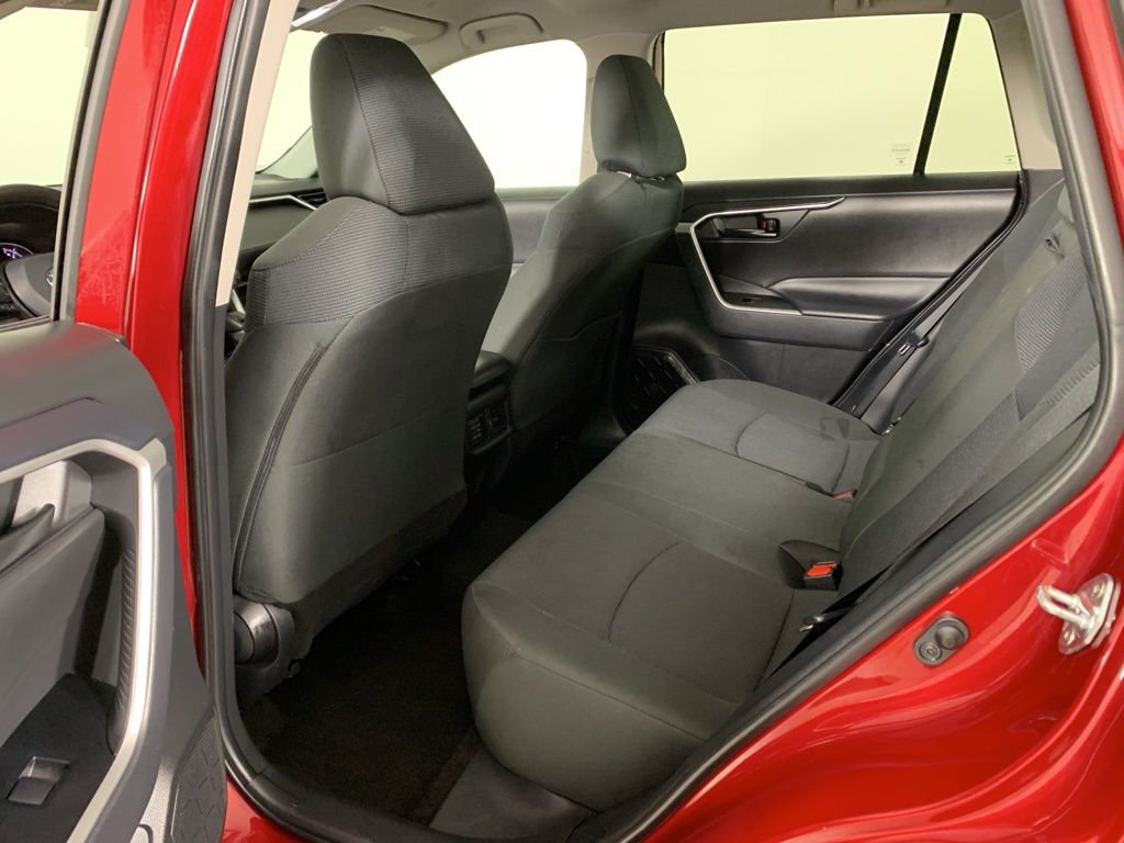 Used 2024 Toyota RAV4 LE AWD/4WD image 29