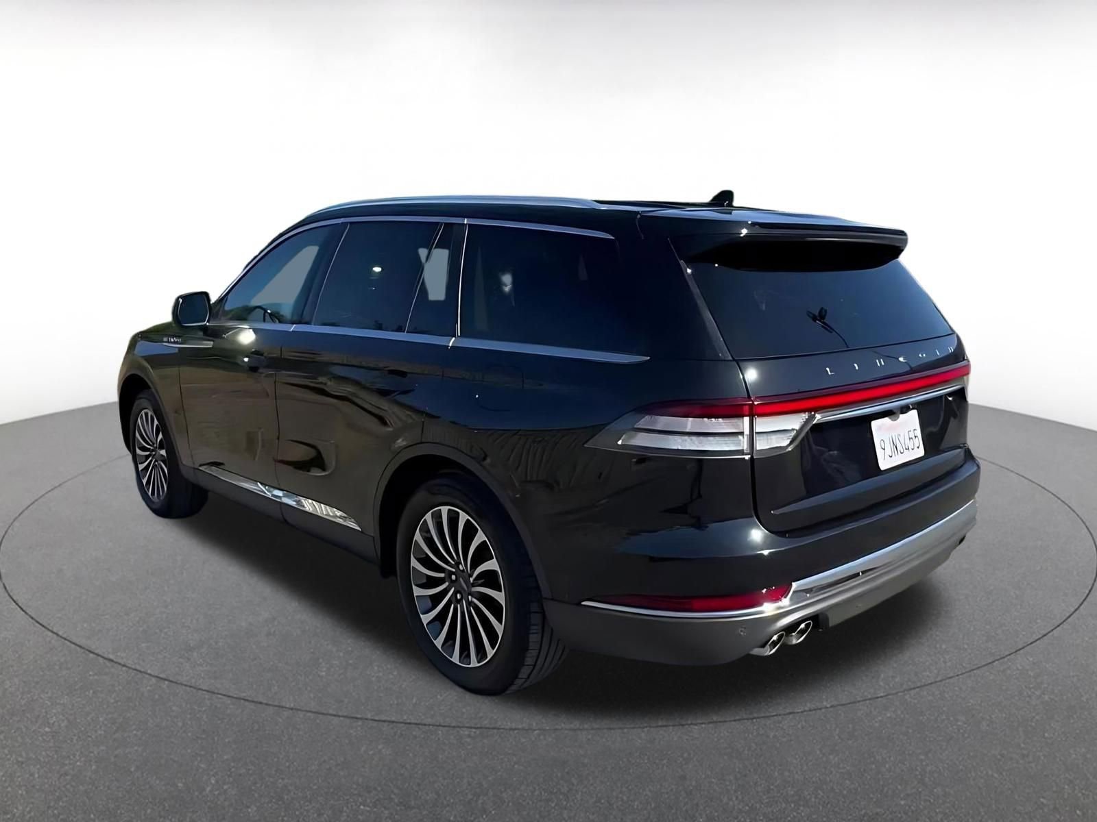 Used 2024 Lincoln Aviator Reserve image 10