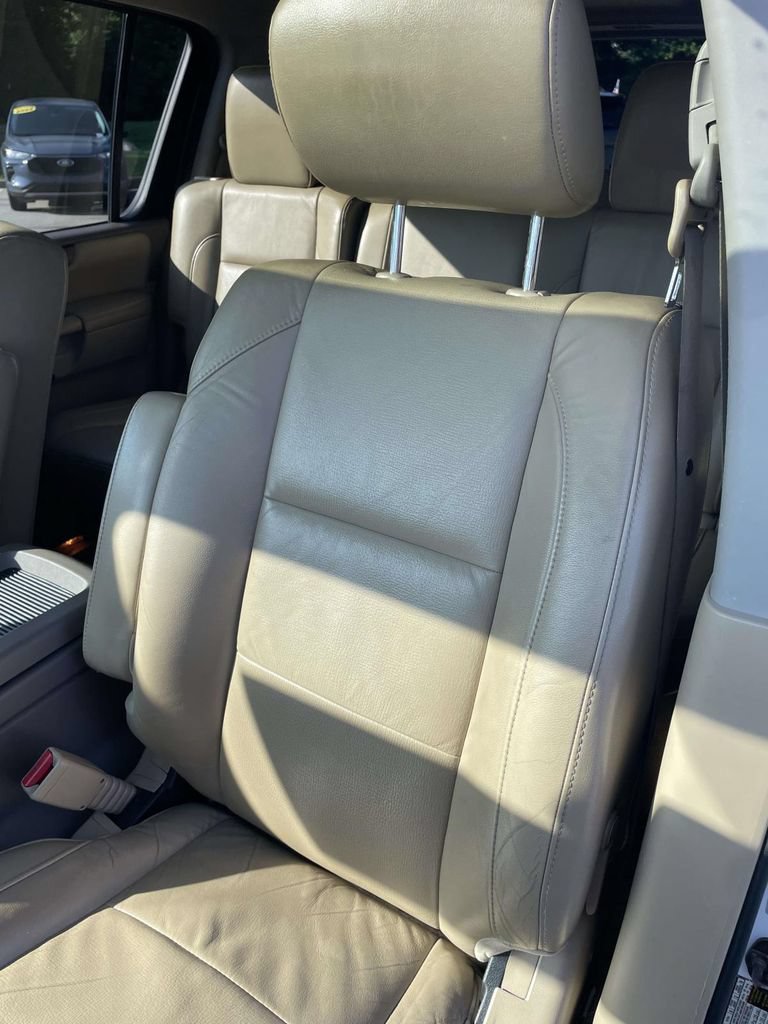 Used 2012 Nissan Armada SL w/ DVD FES Pkg RWD image 23