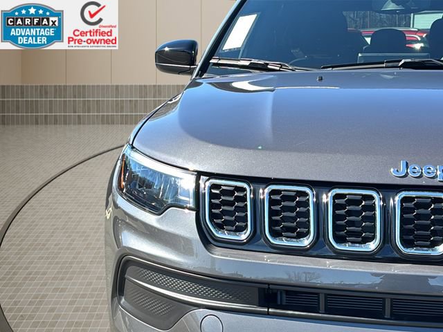 Used 2024 Jeep Compass Sport image 10