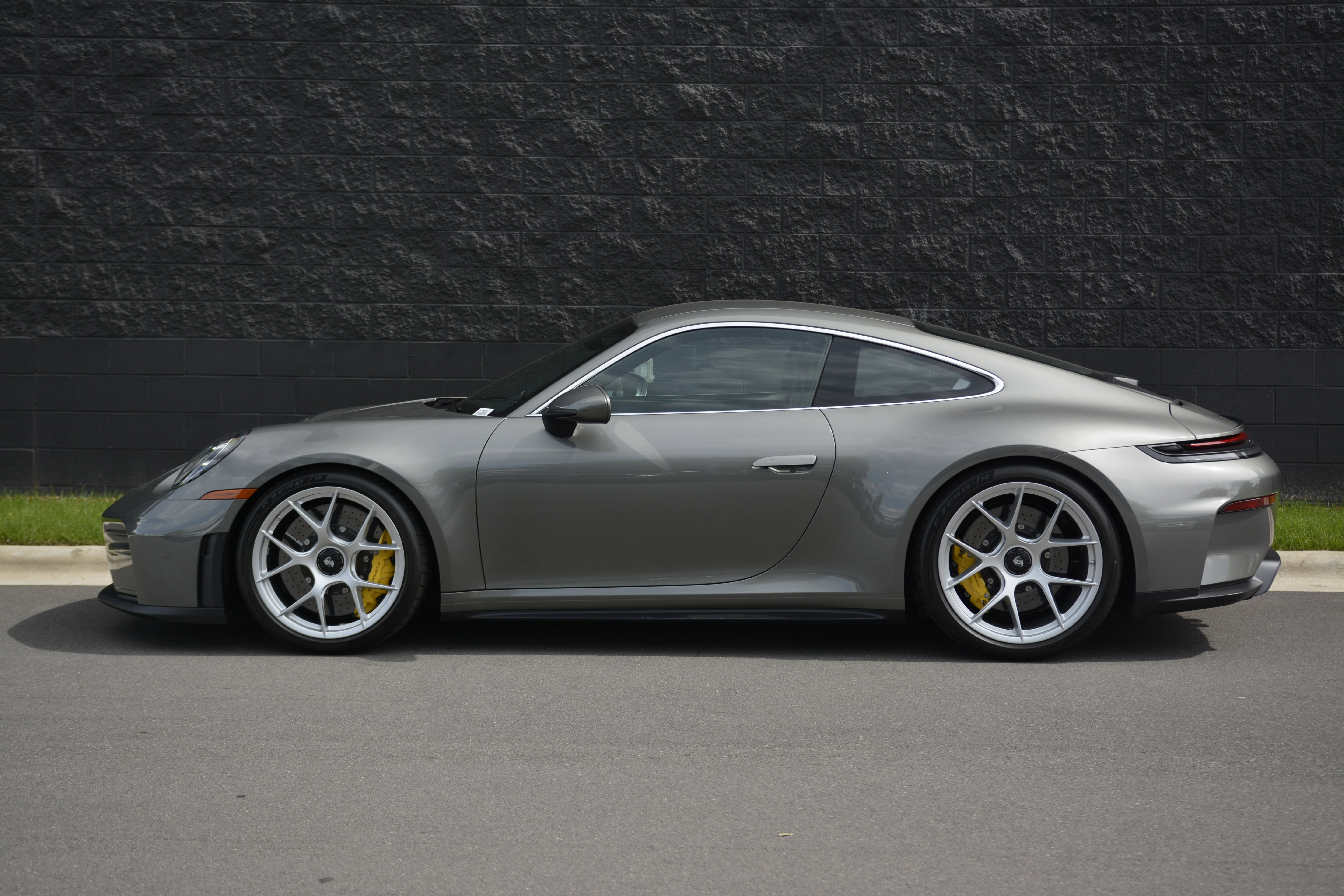 Certified 2026 Porsche 911 GT3 RWD image 2