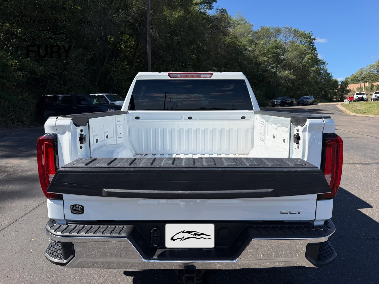 Used 2025 GMC Sierra 1500 SLT AWD/4WD image 27