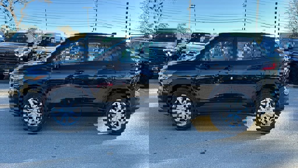 New 2026 Toyota Corolla Cross L image 4