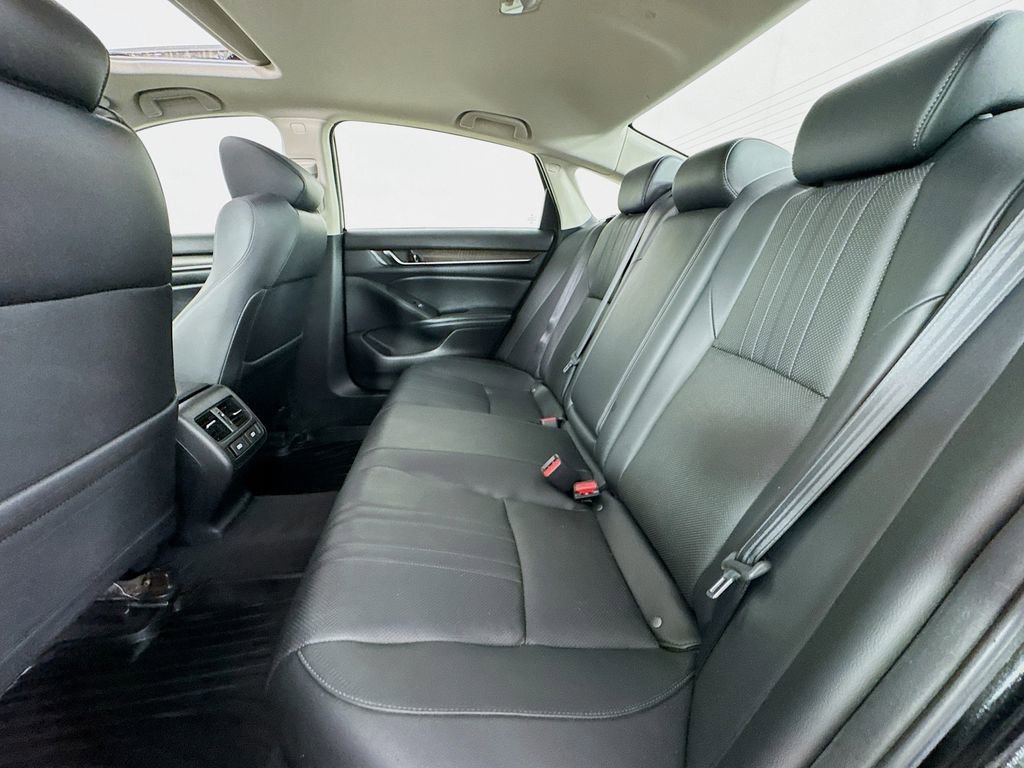 Used 2021 Honda Accord EX-L image 32