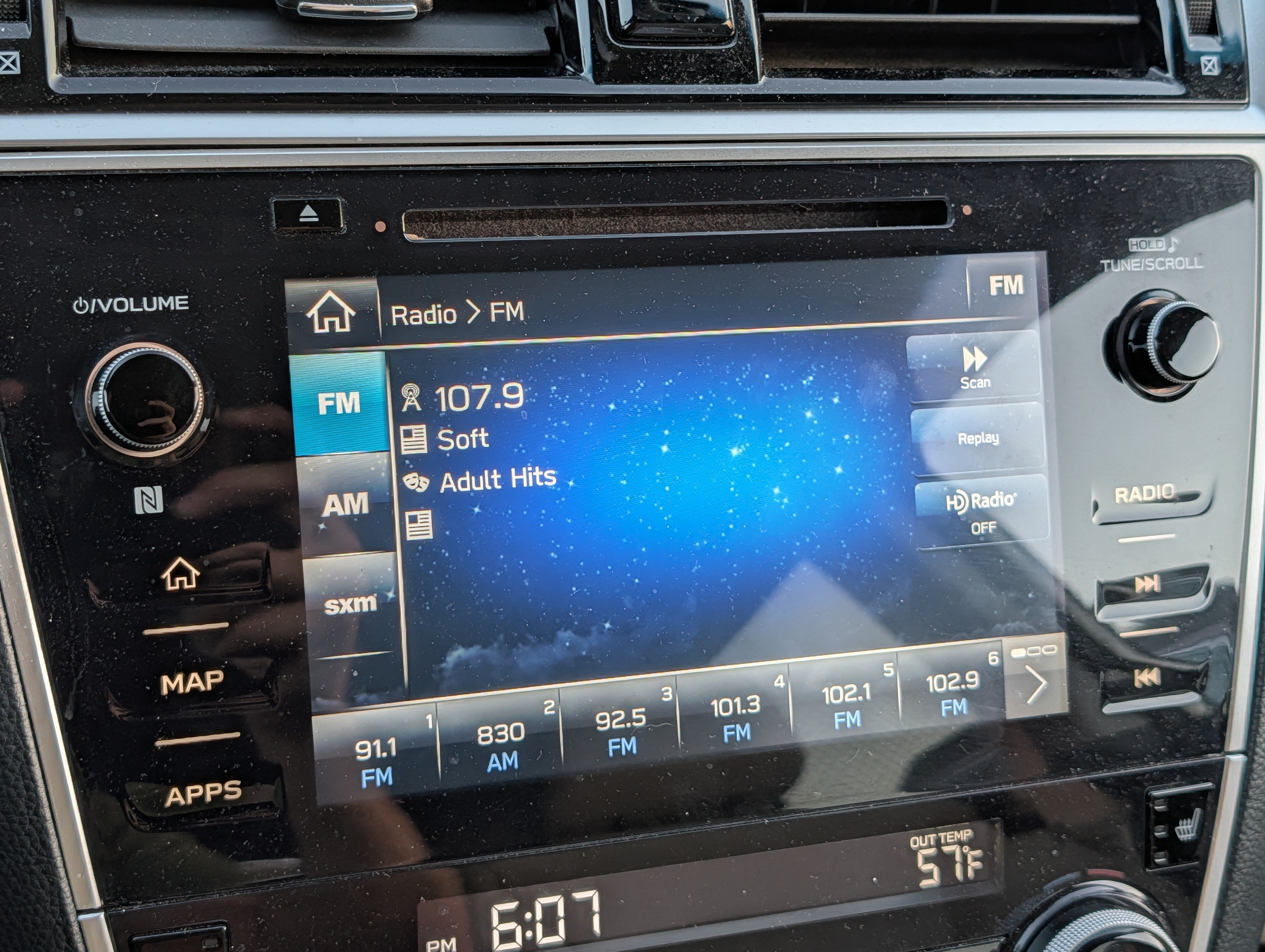 Used 2018 Subaru Outback 3.6R Limited AWD/4WD image 22