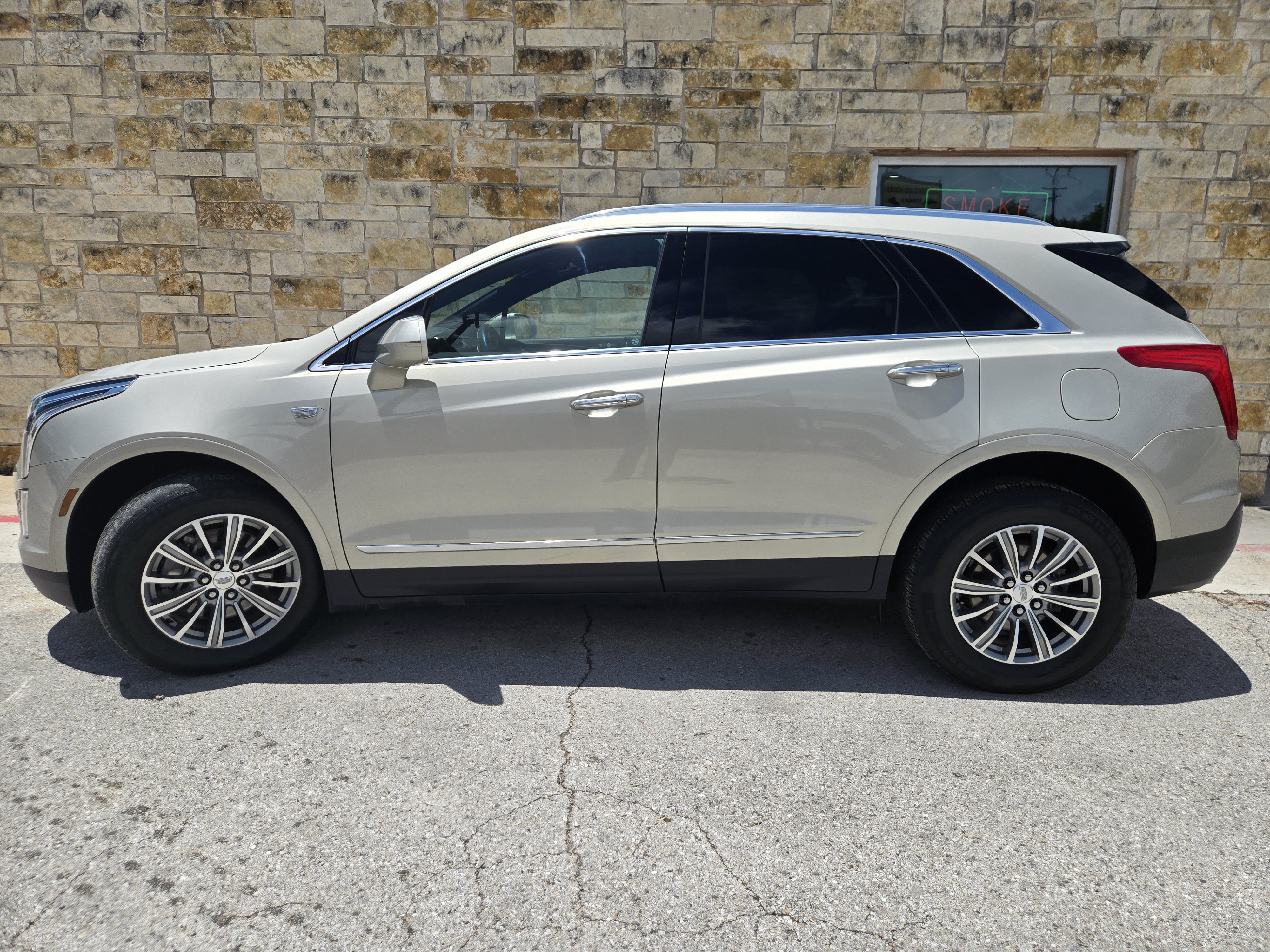 Used 2017 Cadillac XT5 Luxury w/ Driver Awareness Package