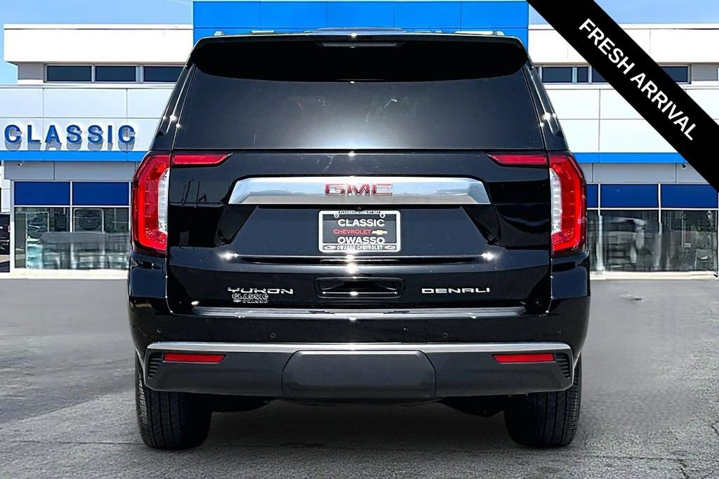 Used 2024 GMC Yukon Denali AWD/4WD image 4
