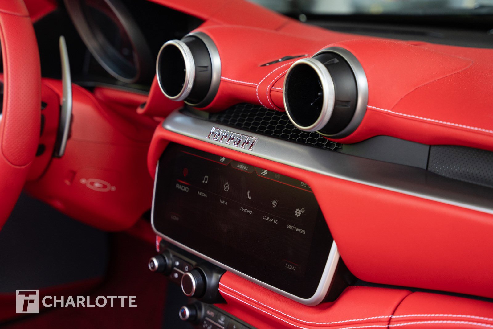 Used 2019 Ferrari Portofino image 37