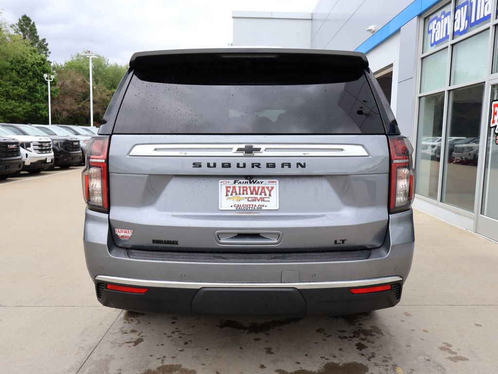 Used 2021 Chevrolet Suburban LT AWD/4WD image 9