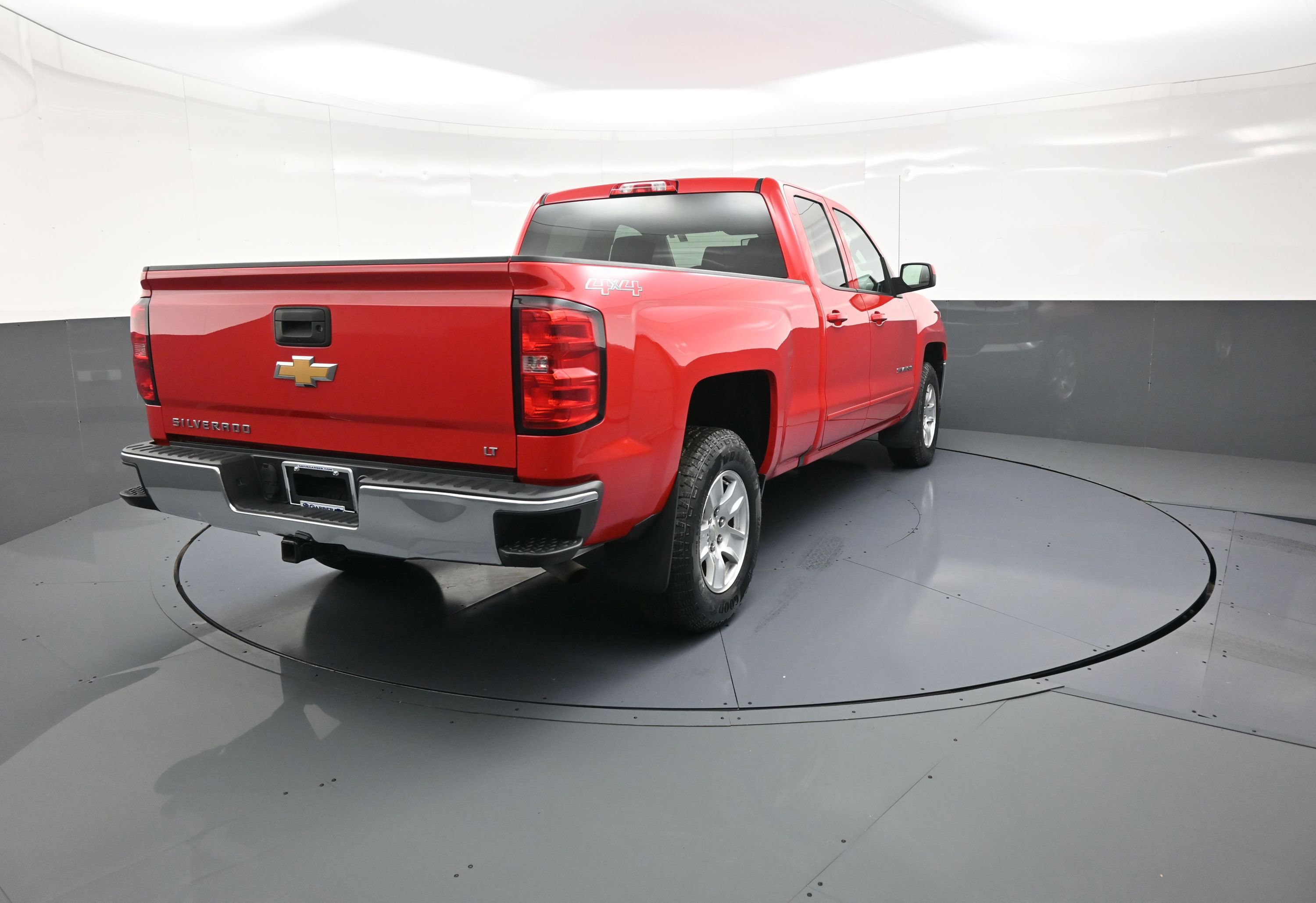 Used 2017 Chevrolet Silverado 1500 LT w/ All Star Edition image 3