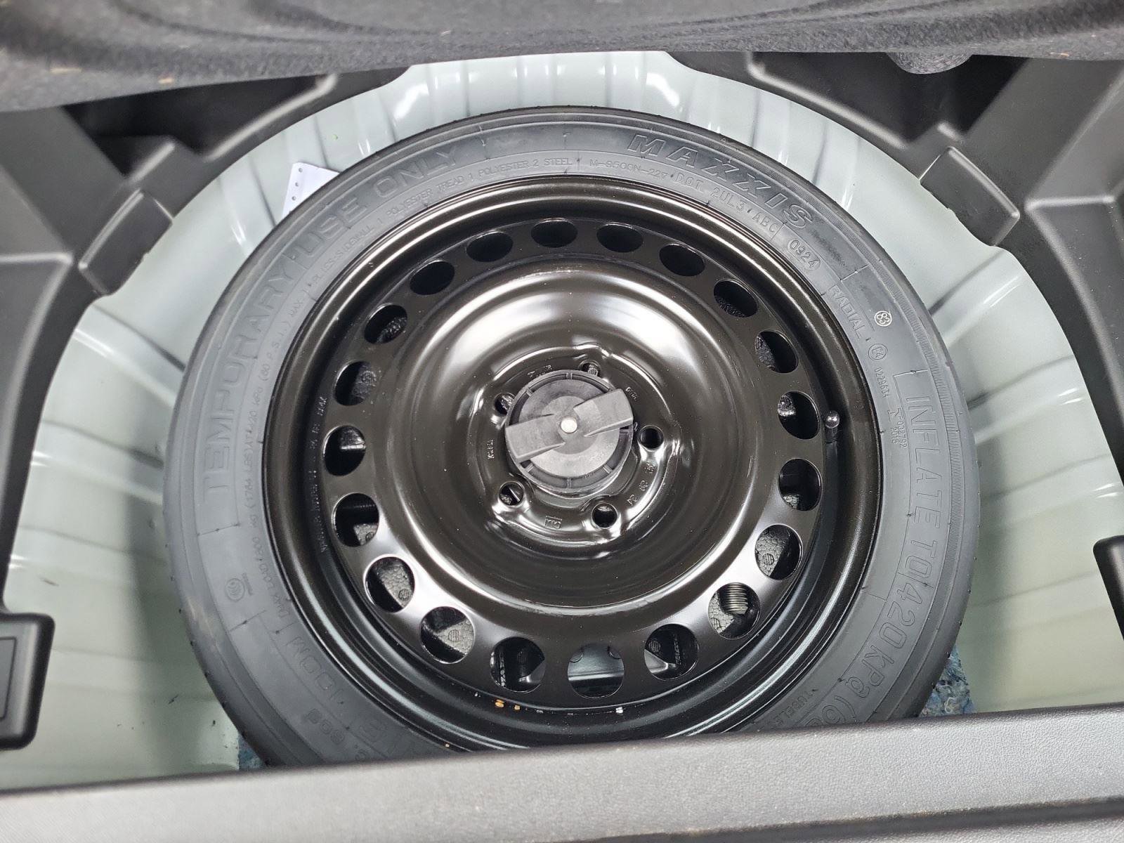 Used 2024 Chevrolet Equinox LT image 30