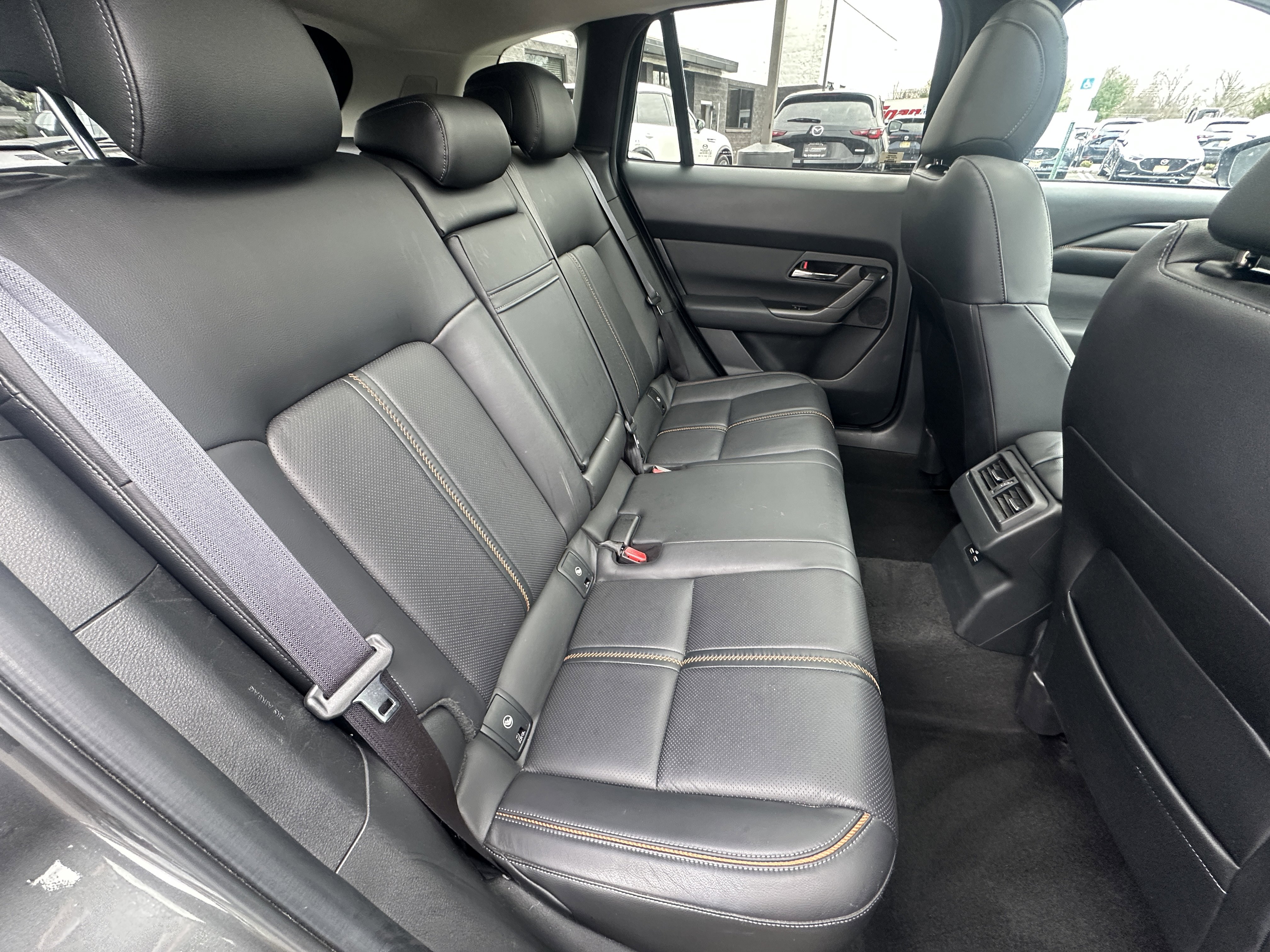 Used 2023 MAZDA CX-50 AWD 2.5 S w/ Premium Plus Pkg image 37