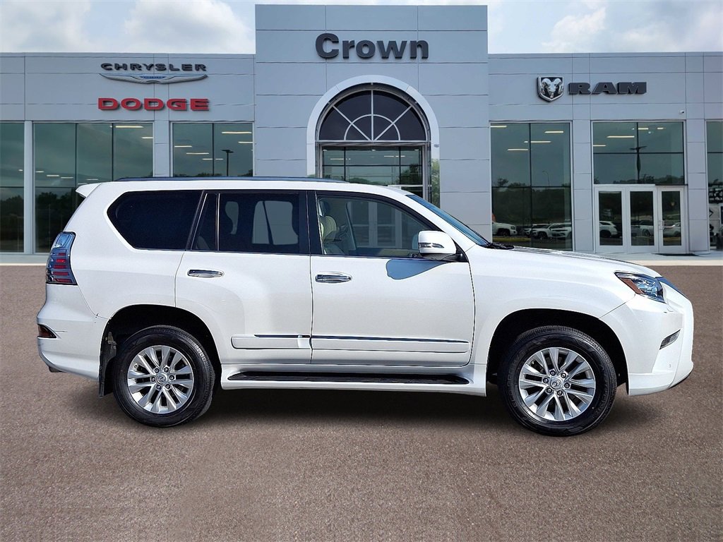 Used 2019 Lexus GX 460 image 7