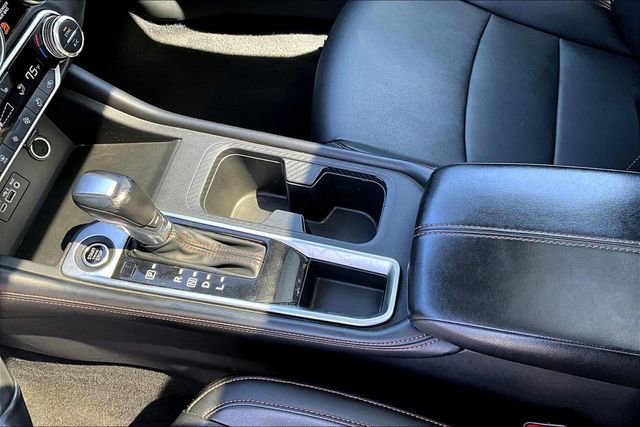 Used 2023 Nissan Sentra SR w/ SR Premium Package FWD image 17