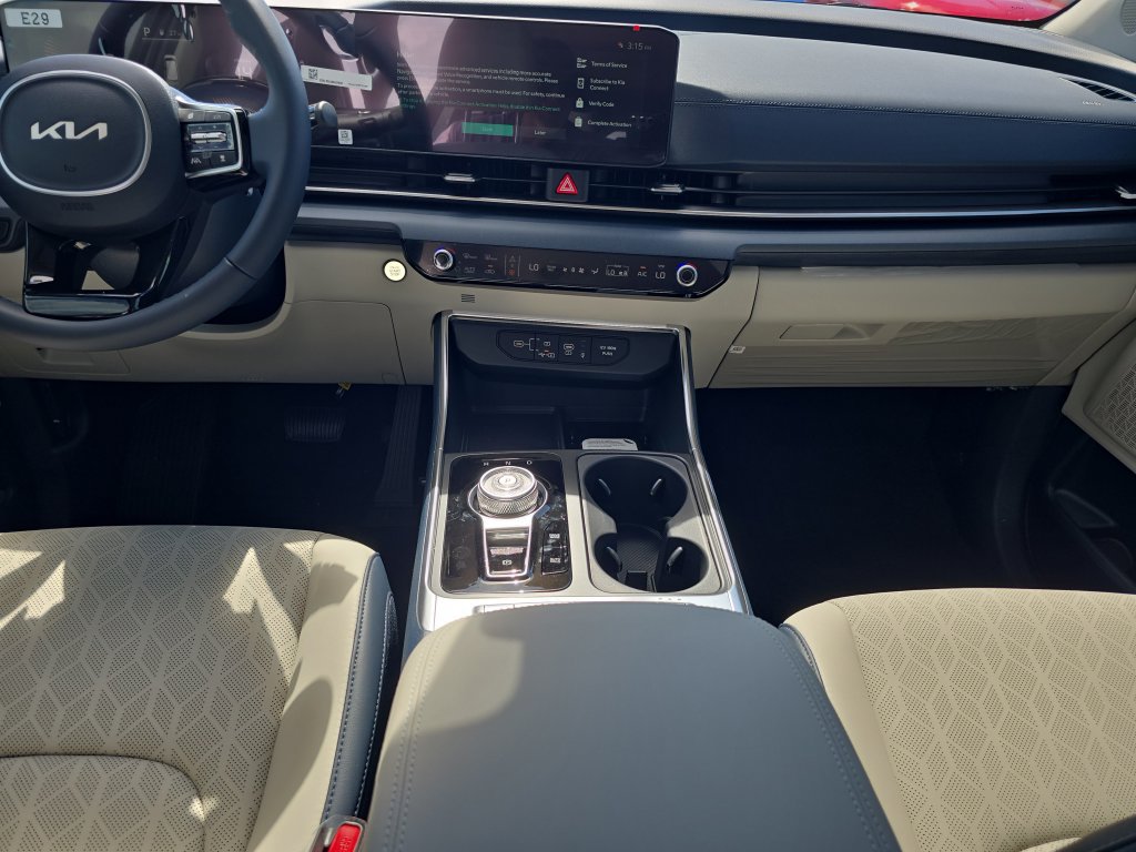 New 2026 Kia Carnival EX FWD image 15