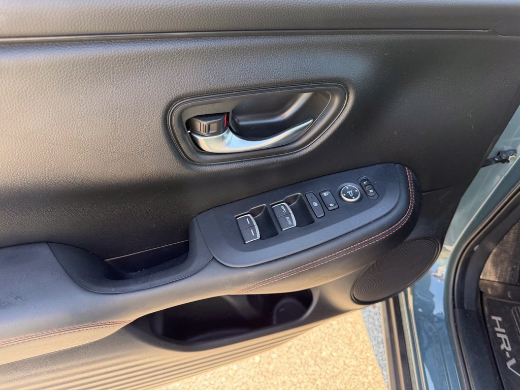 Used 2024 Honda HR-V Sport image 22