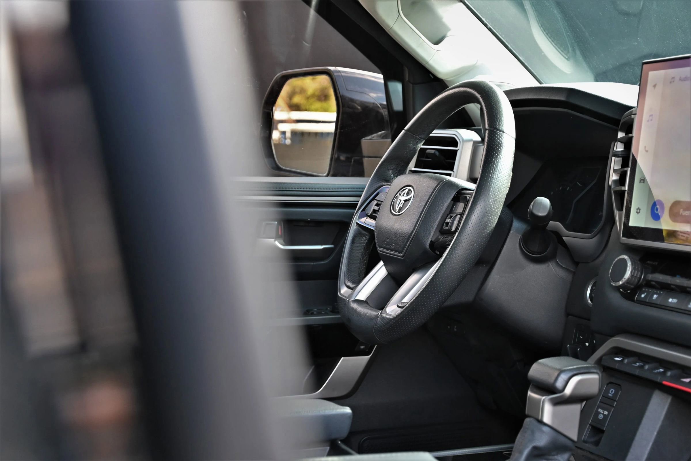 Used 2022 Toyota Tundra Limited image 17