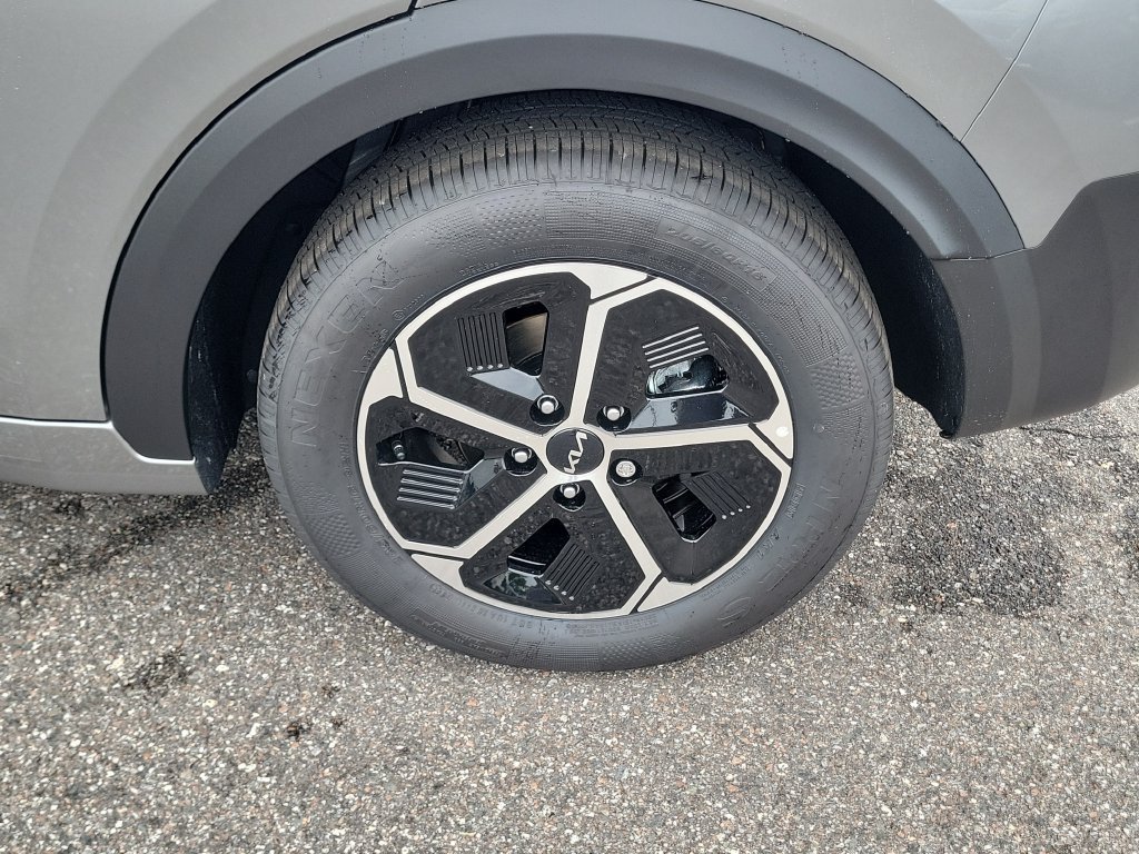 New 2026 Kia Niro EX FWD image 37