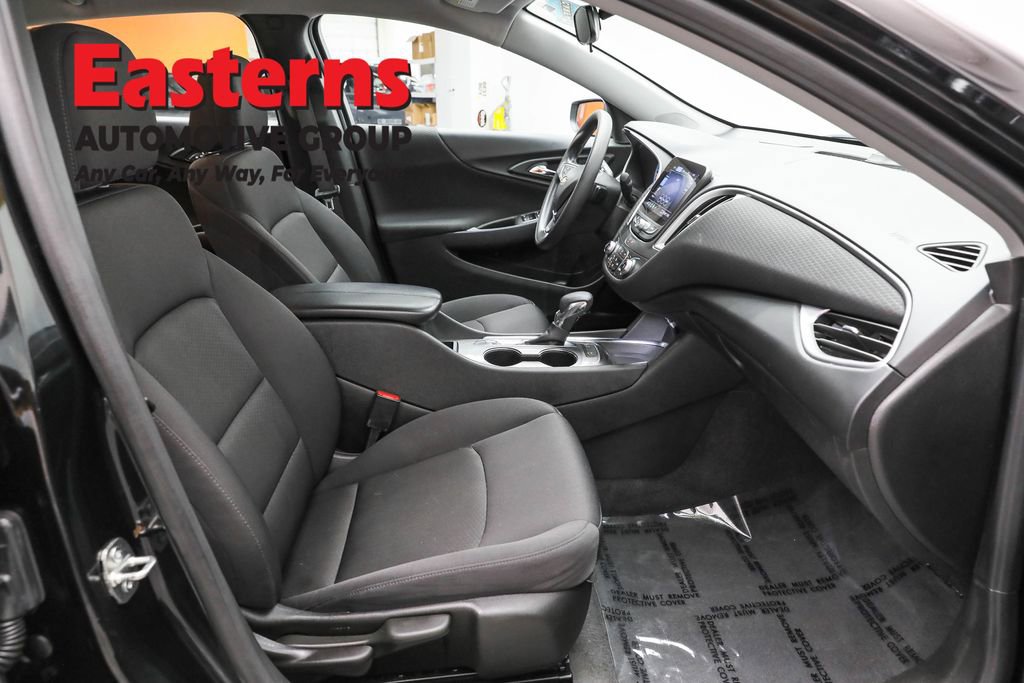 Used 2024 Chevrolet Malibu LT image 24