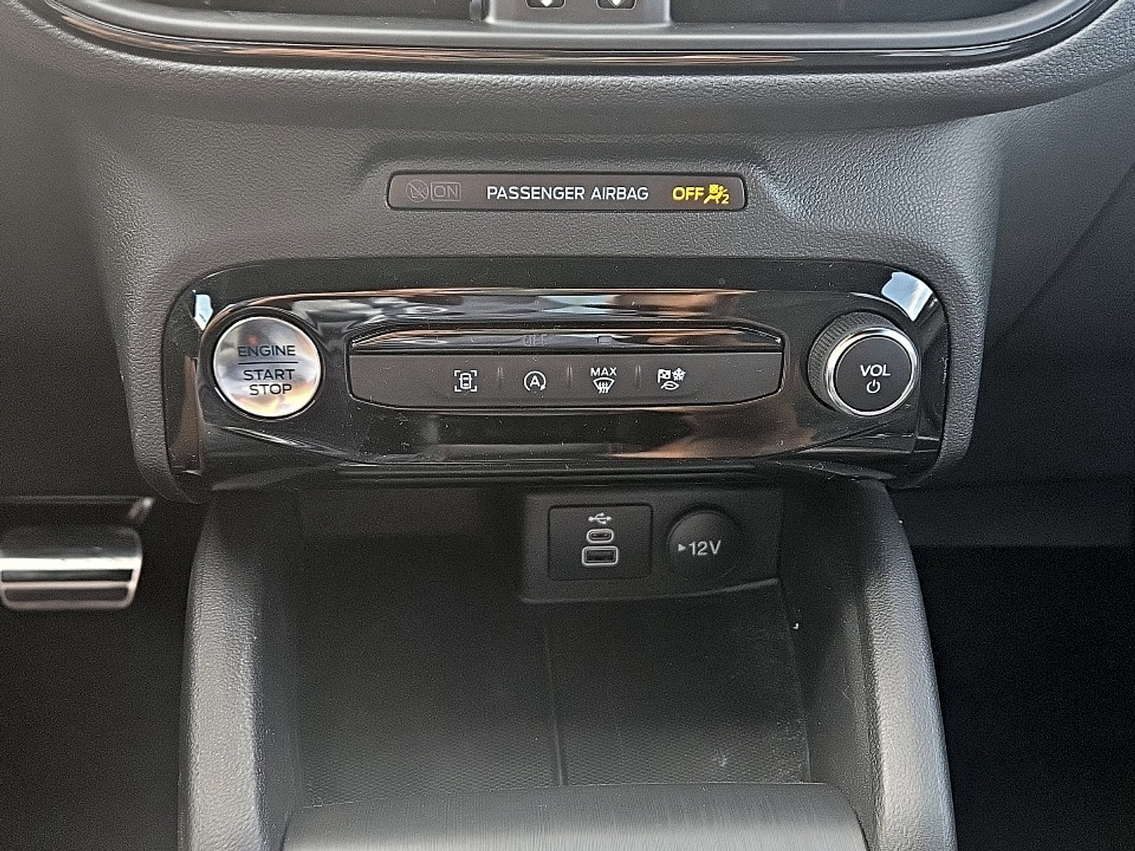 Used 2024 Ford Escape ST-Line w/ Tech Pack #1 AWD/4WD image 19