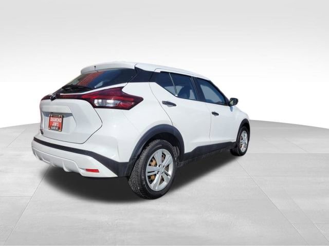 Used 2022 Nissan Kicks S FWD image 6