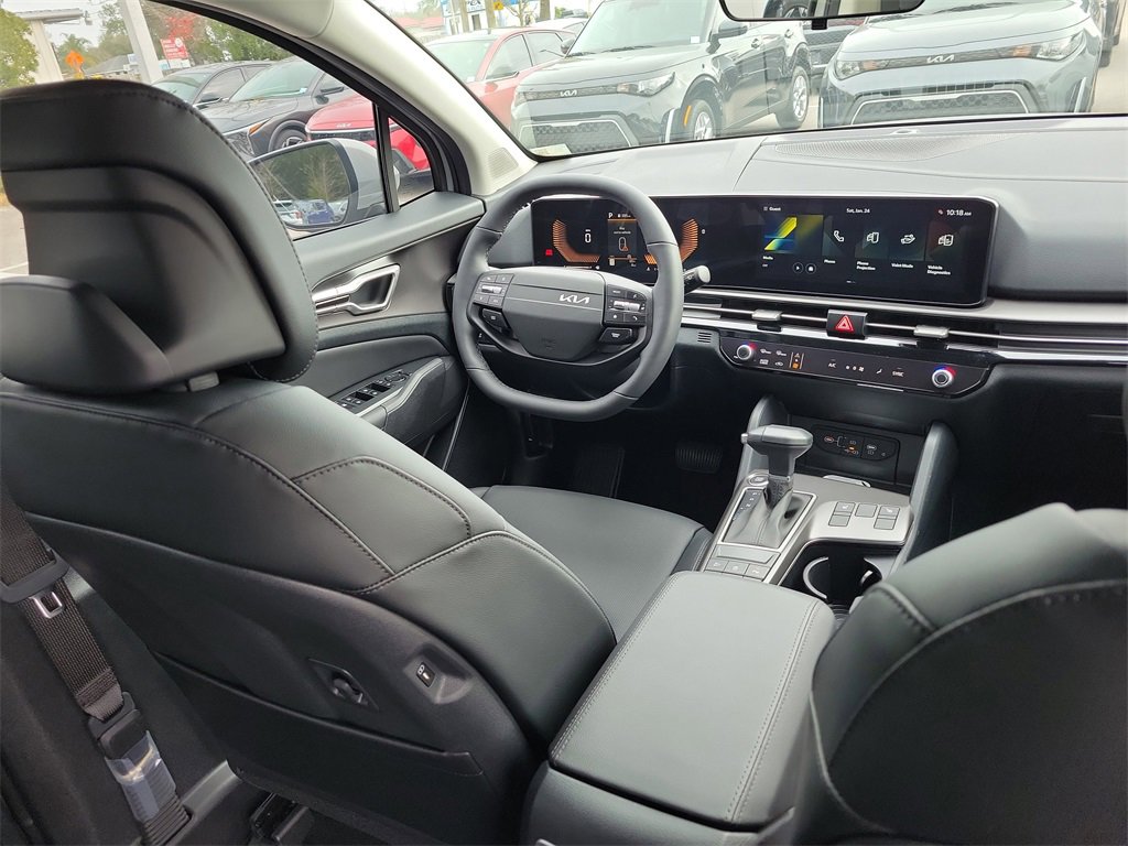 New 2026 Kia Sportage EX image 13