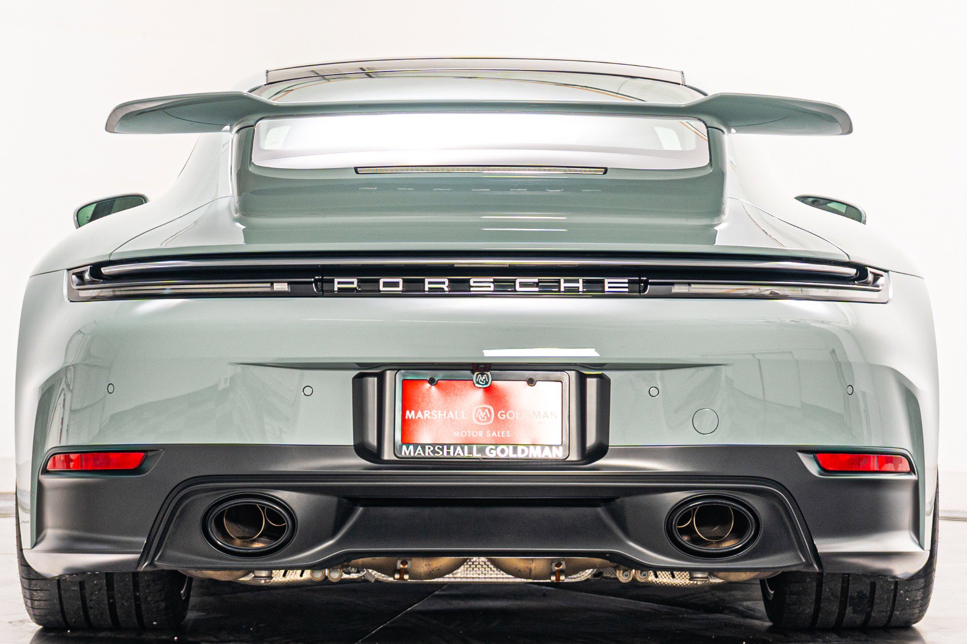 Used 2025 Porsche 911 Carrera image 8