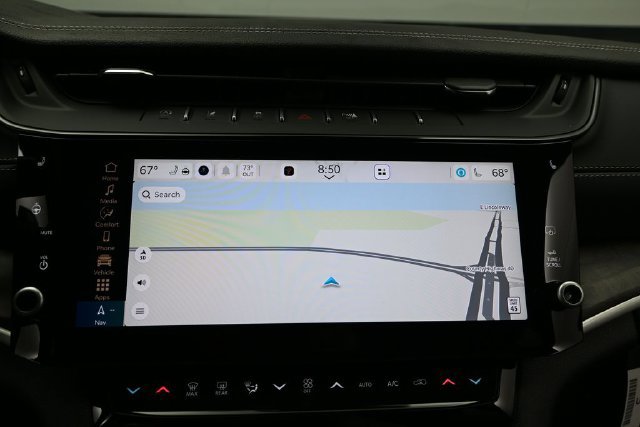 New 2026 Jeep Grand Cherokee Altitude AWD/4WD image 37