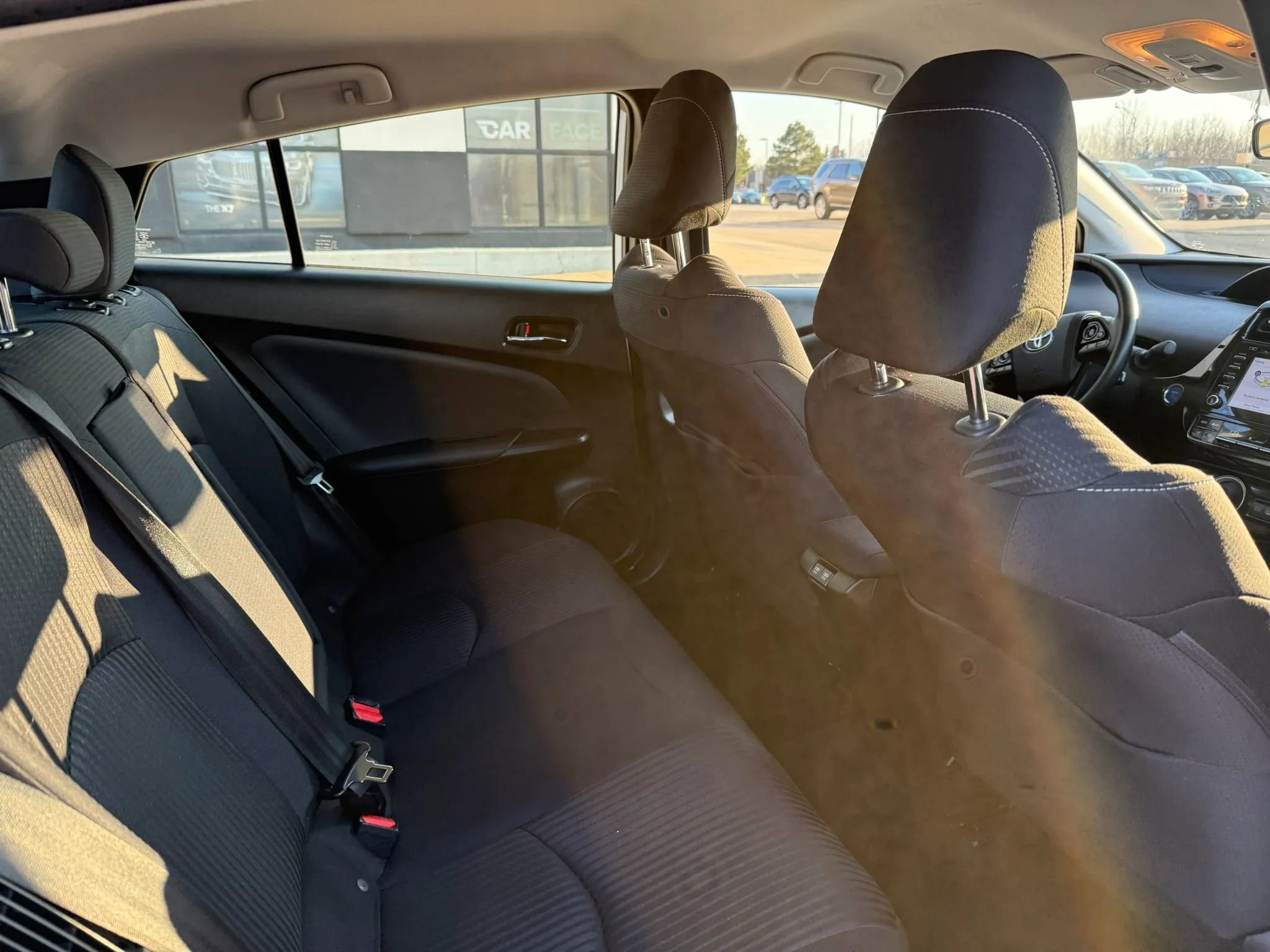 Used 2022 Toyota Prius Prime LE FWD image 22