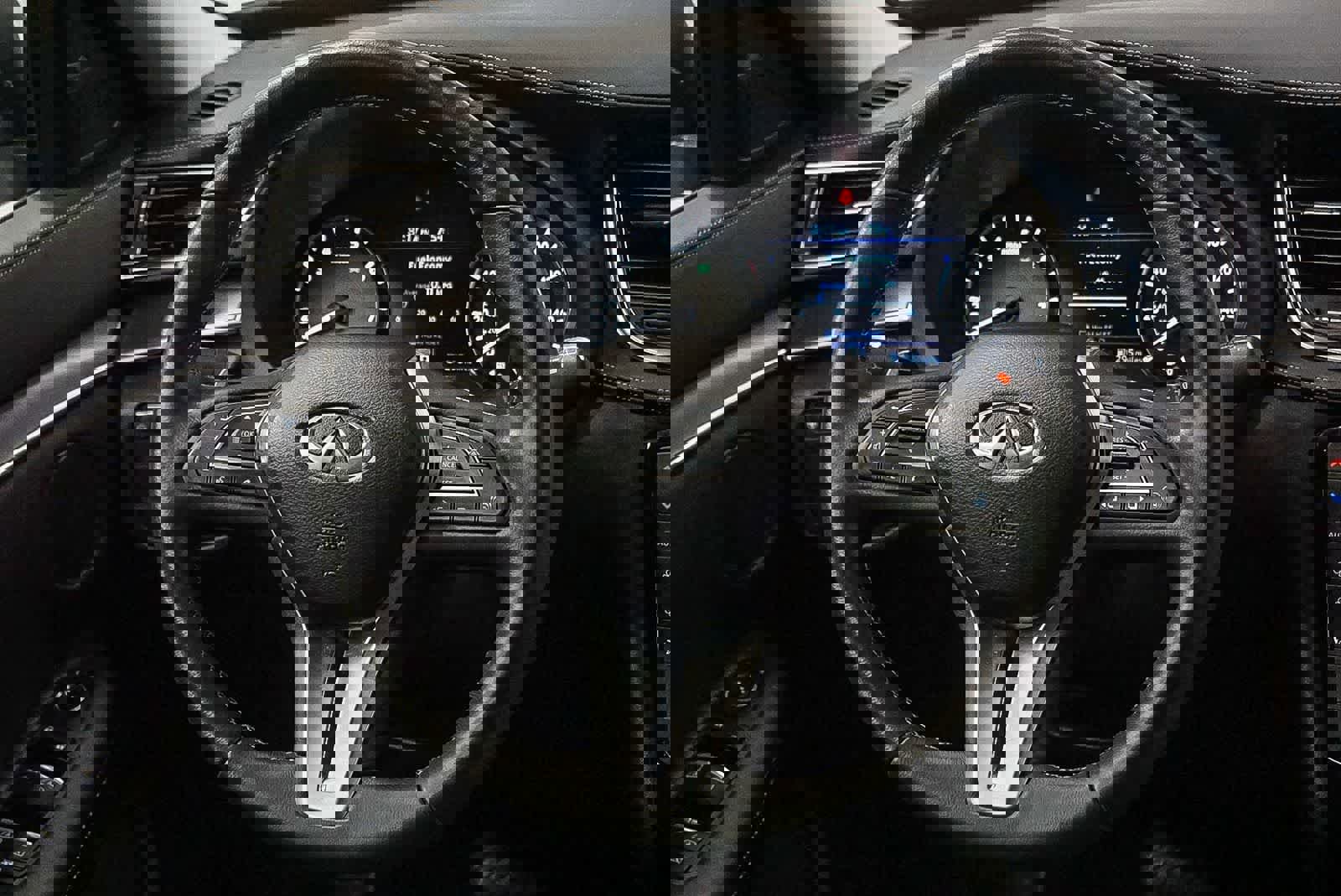 Used 2025 INFINITI QX50 Pure image 16