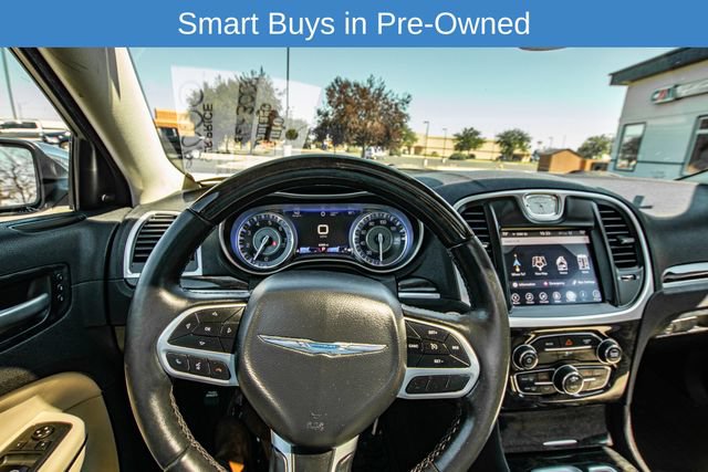 Used 2017 Chrysler 300 C w/ Light Group AWD/4WD image 26