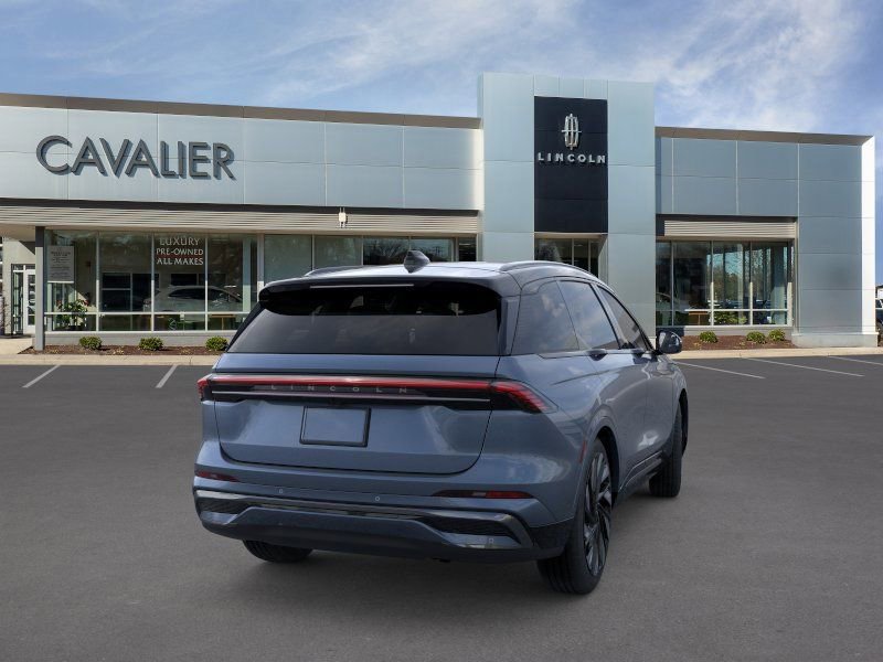 New 2026 Lincoln Nautilus Reserve image 8