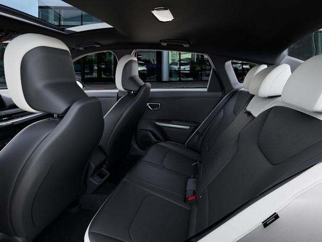 New 2026 Kia K4 GT-Line image 18